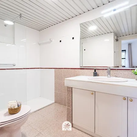 Mediterranean Way - Cannes アパート